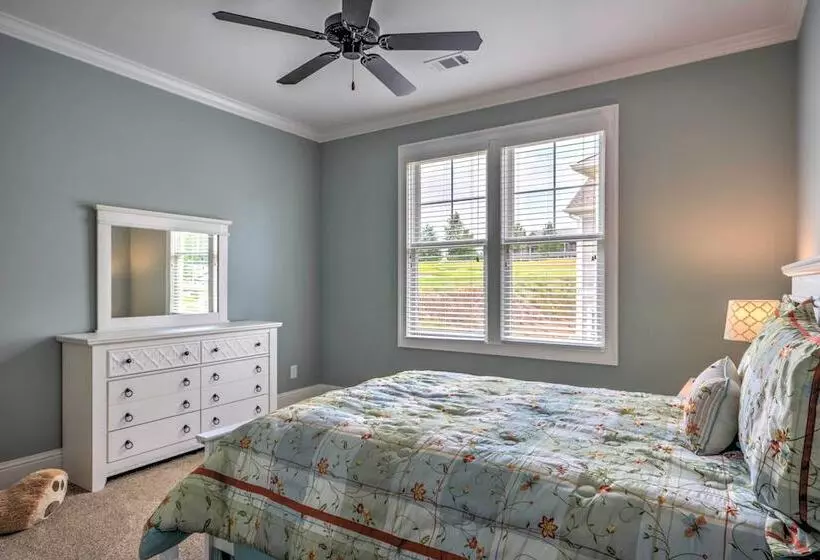 Spacious Family Friendly Retreat W/ Winter Rates!