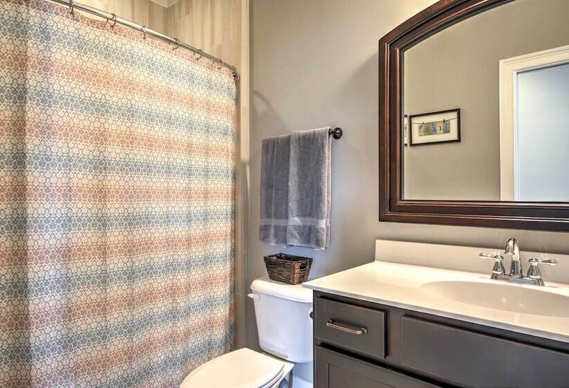 Spacious Family Friendly Retreat W/ Winter Rates!