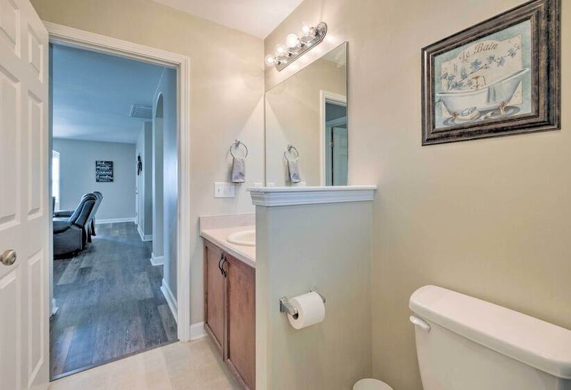 Spacious Pooler Home W/ Family Friendly Perks