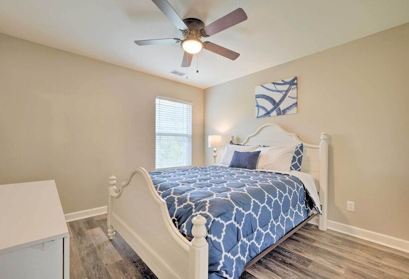 Spacious Pooler Home W/ Family Friendly Perks