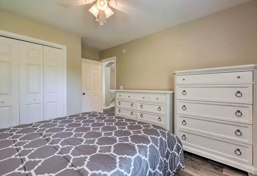 Spacious Pooler Home W/ Family Friendly Perks