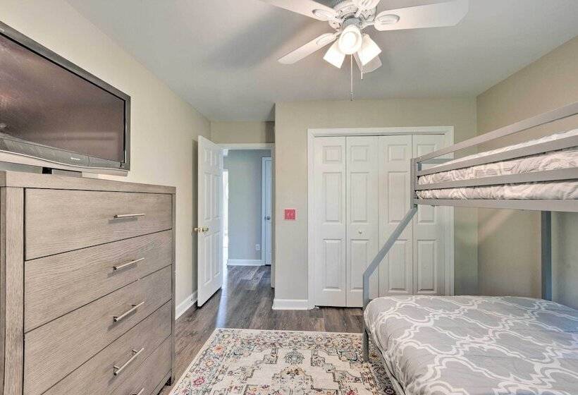 Spacious Pooler Home W/ Family Friendly Perks