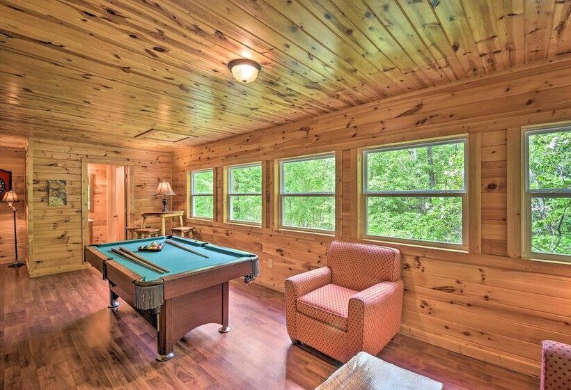 The Mountain Laurel Sautee Mountain Retreat