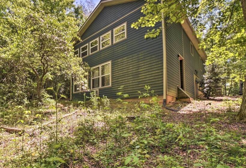 The Mountain Laurel Sautee Mountain Retreat