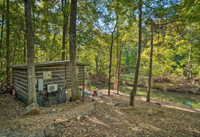 The Treehouse Cabin Creekside Home W/ Hot Tub!