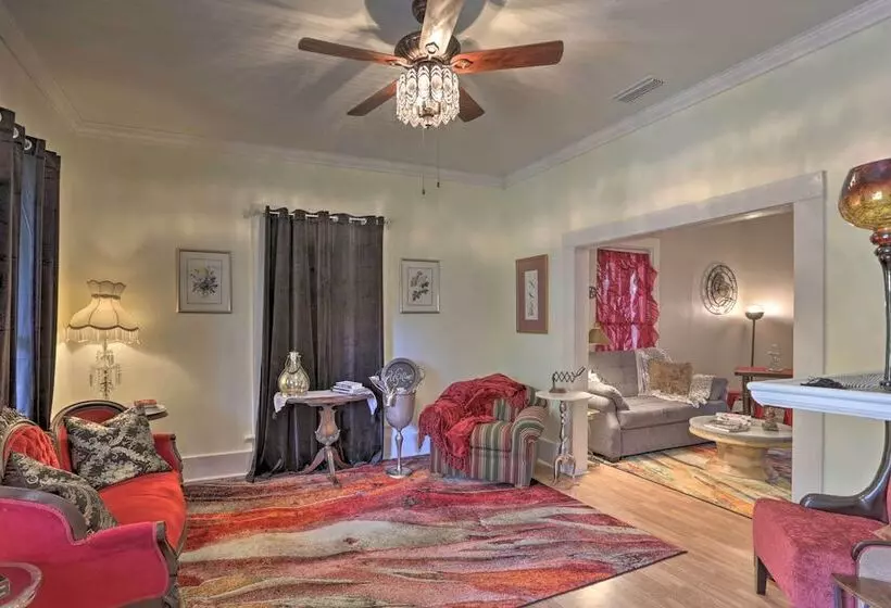 Thomasville Cottage Near The Big Oak & Downtown!