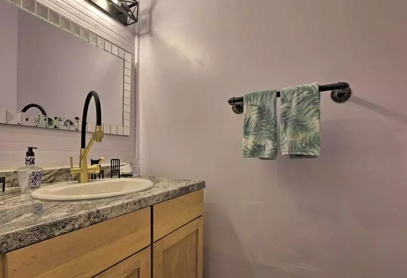 Thomasville Cottage Near The Big Oak & Downtown!