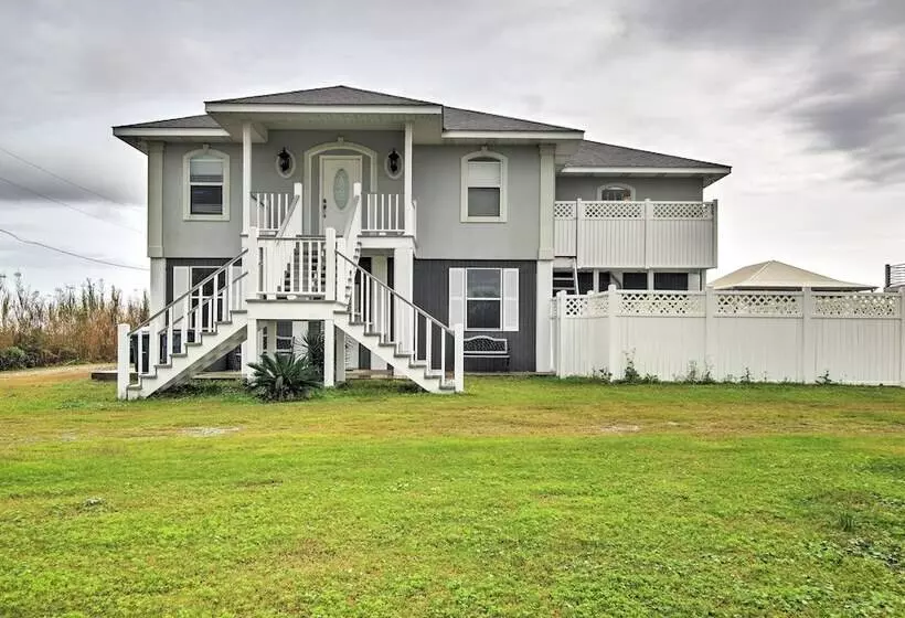Waterfront Slidell Home W/ Boat Dock & Canal View!