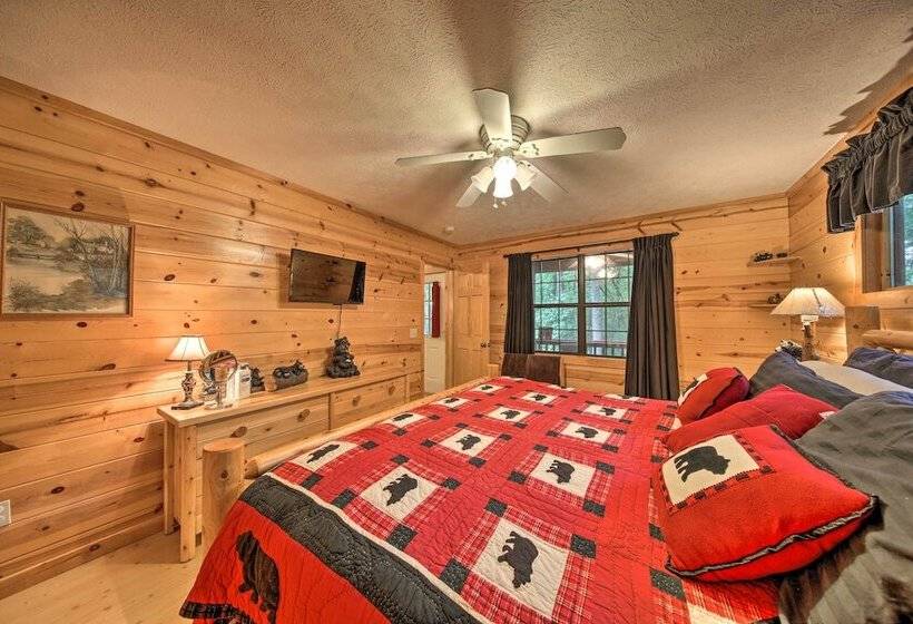 Woodsy Bear A Dise W/ Hot Tub ~ 1 Mile To Lake