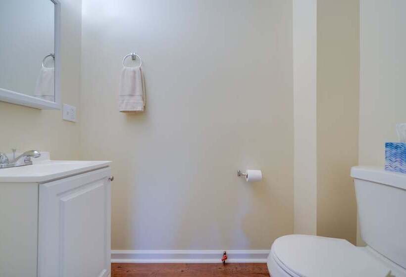 270 Acre Ripley Family Home W/ On Site Pond!