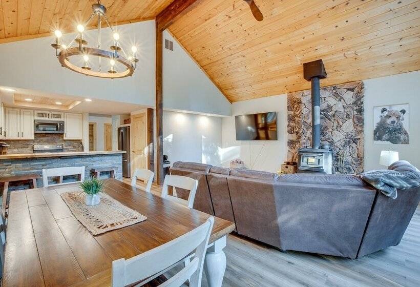 Arnold Cabin Near Calaveras Big Trees State Park!