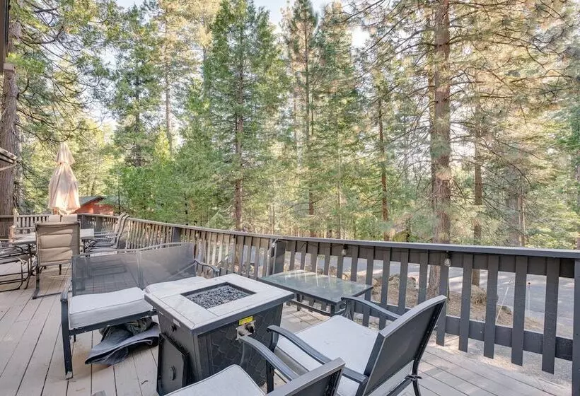 Arnold Cabin Near Calaveras Big Trees State Park!