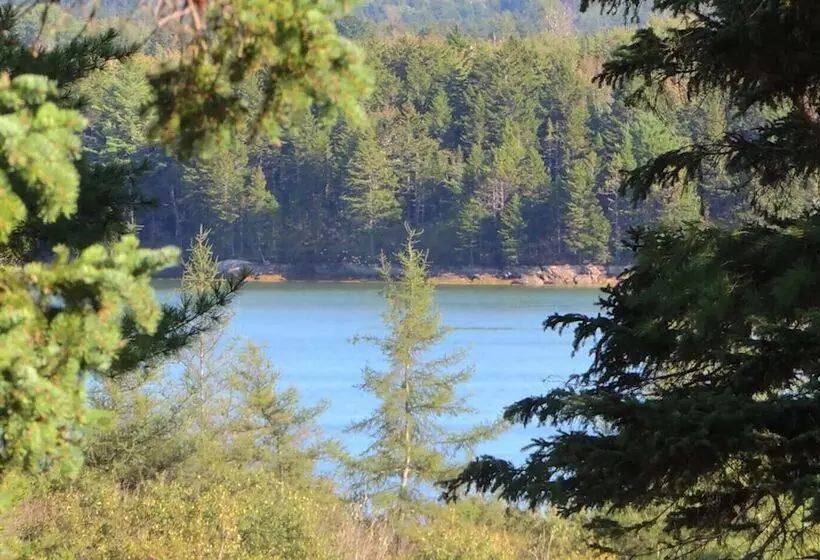 Aamiaismajoitus (B&B) Chandler River Inn