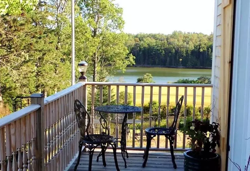 Aamiaismajoitus (B&B) Chandler River Inn