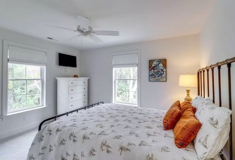 Eastern Shore Getaway: Walk To Tolchester Marina!