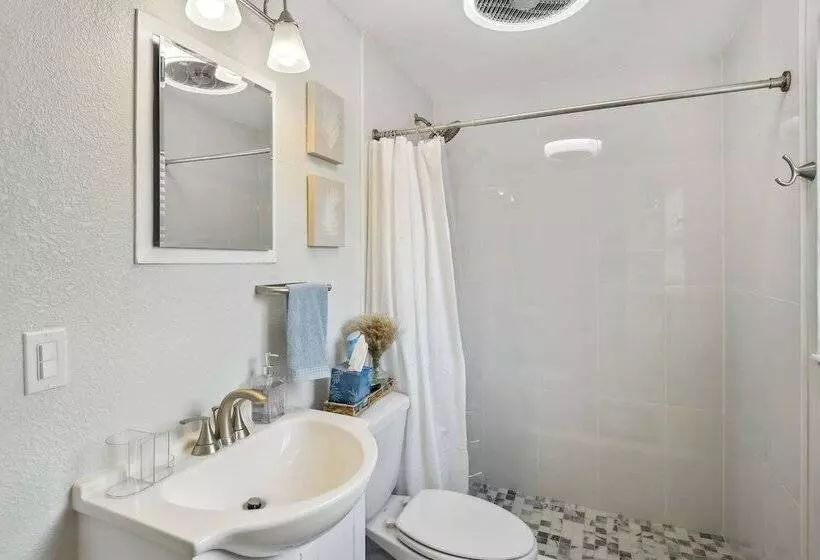 New Smyrna Beach Home < 1 Mi To Beach/flagler Ave