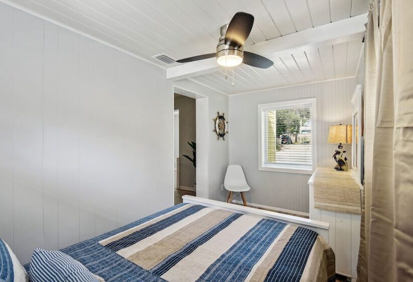 New Smyrna Beach Home < 1 Mi To Beach/flagler Ave