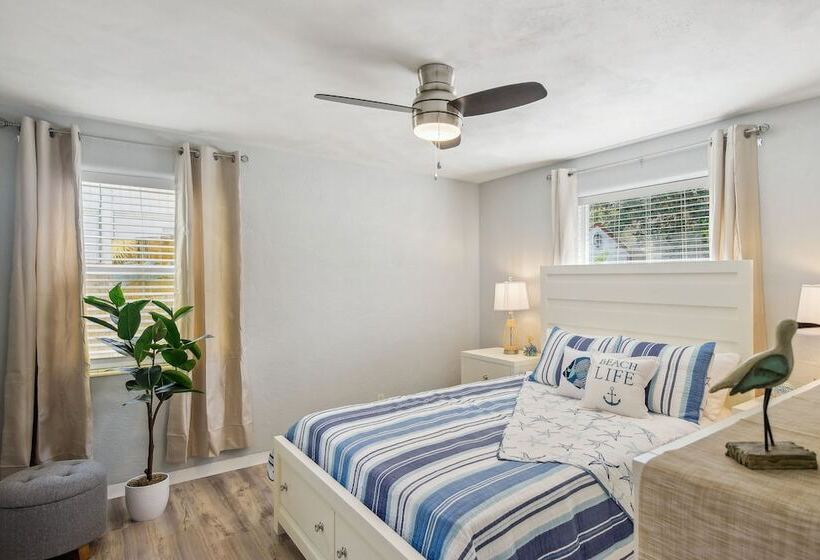 New Smyrna Beach Home < 1 Mi To Beach/flagler Ave