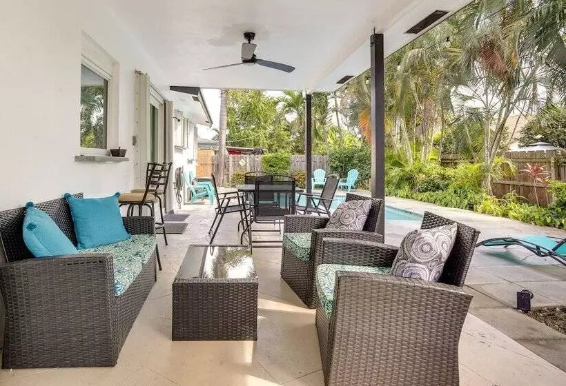 Heated Pool & Fenced Yard: Pompano Beach Home