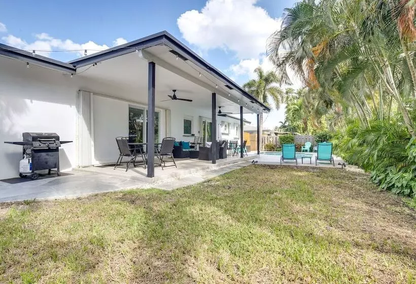Heated Pool & Fenced Yard: Pompano Beach Home
