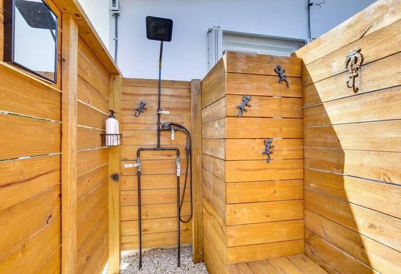 Heated Pool & Fenced Yard: Pompano Beach Home