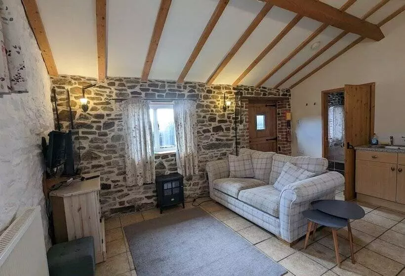 Elegant And Secluded 1 Bed Cottage Near Bideford