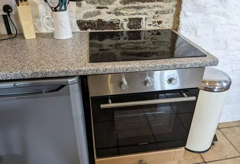 Elegant And Secluded 1 Bed Cottage Near Bideford