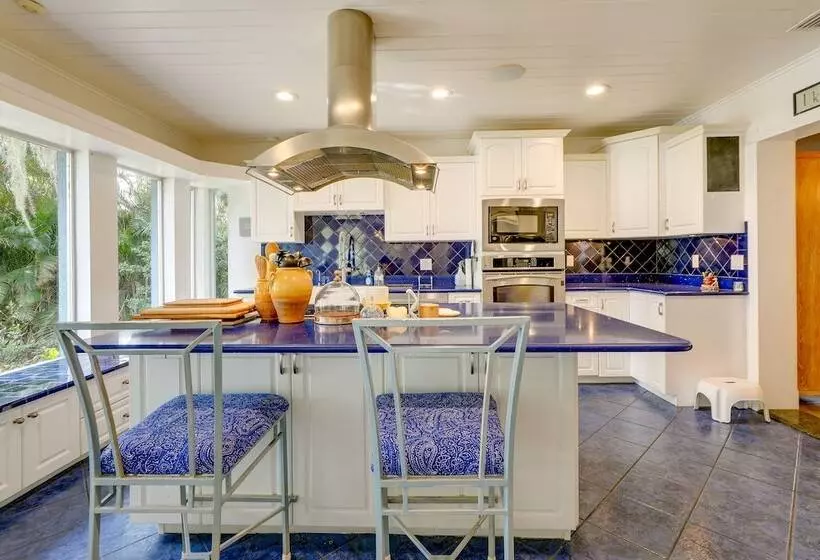 Florida Retreat W/ Patio, Boat Dock & Shuffleboard