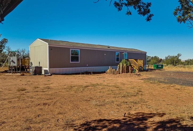 Grand Canyon Junction Home W/ Swing Set & Grill!