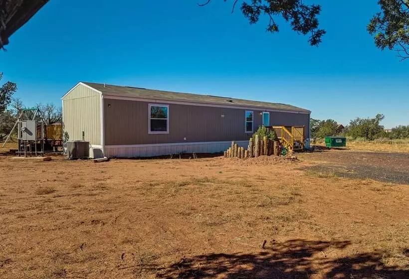 Grand Canyon Junction Home W/ Swing Set & Grill!