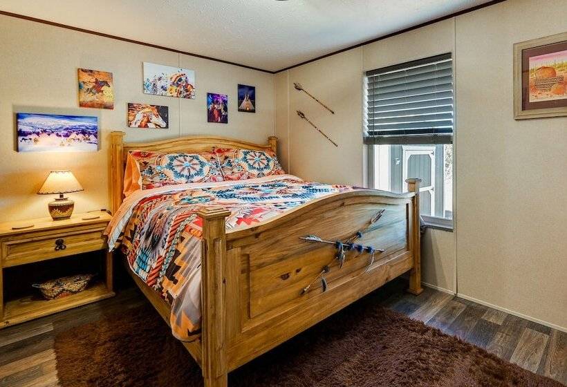 Grand Canyon Junction Home W/ Swing Set & Grill!