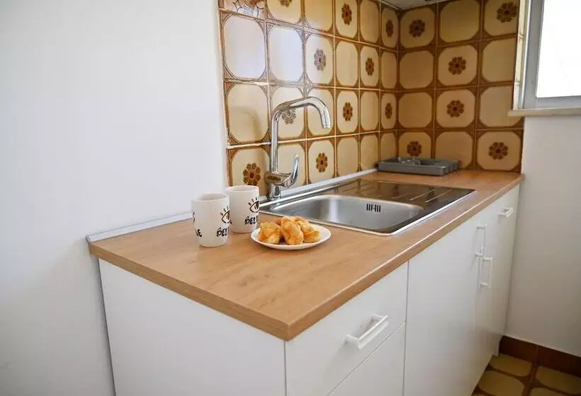 Helena Apartments In Paradisi