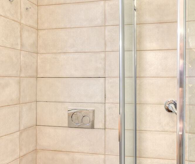 簡易ホテル Paradisea Taormina