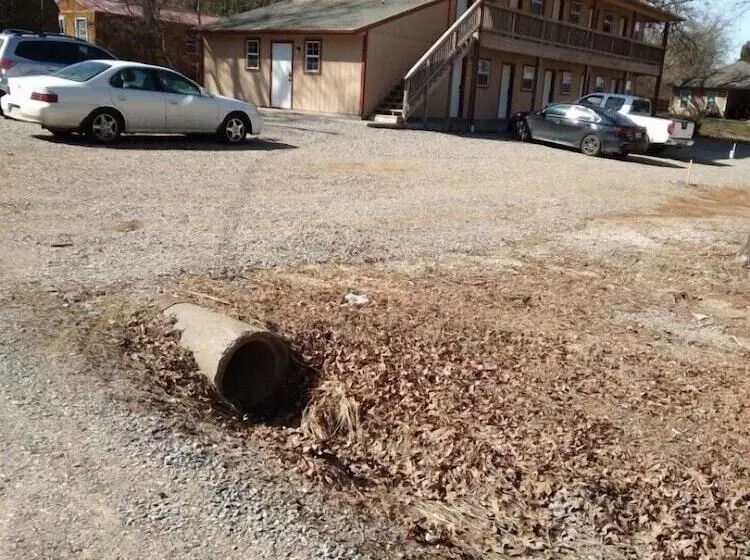 Hotelli Anglers Hideaway Cabins