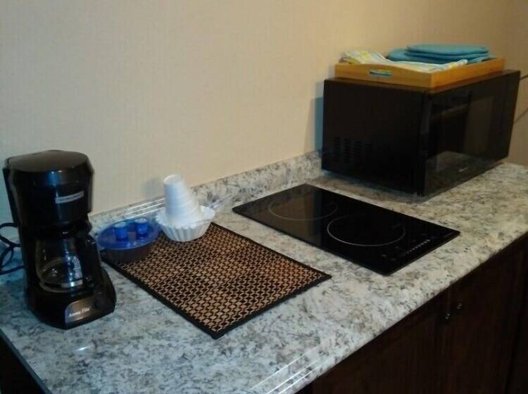 호텔 Anglers Hideaway Cabins