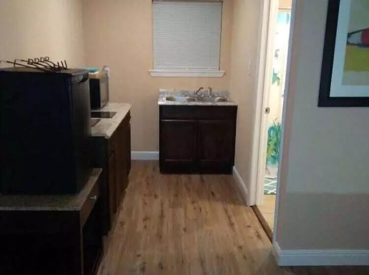 Hotelli Anglers Hideaway Cabins