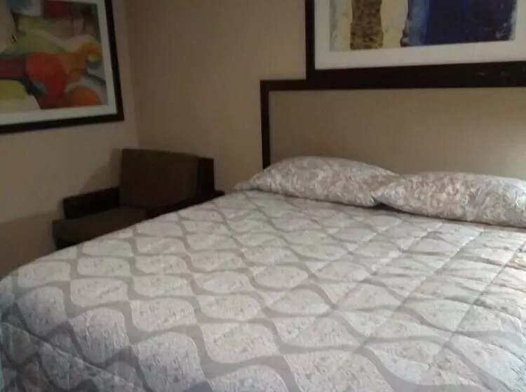 Hotelli Anglers Hideaway Cabins