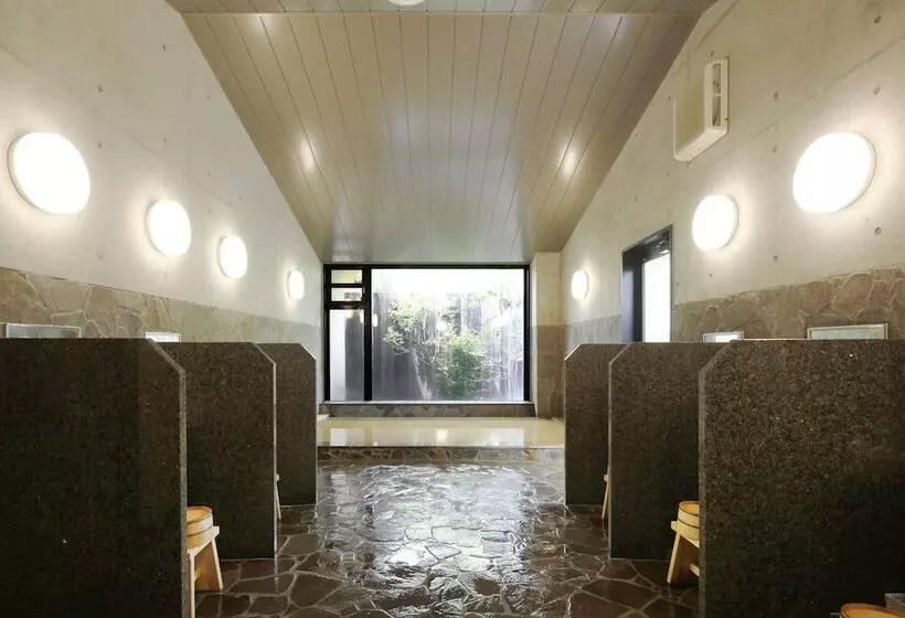 Hotelli Auberge Cosmos