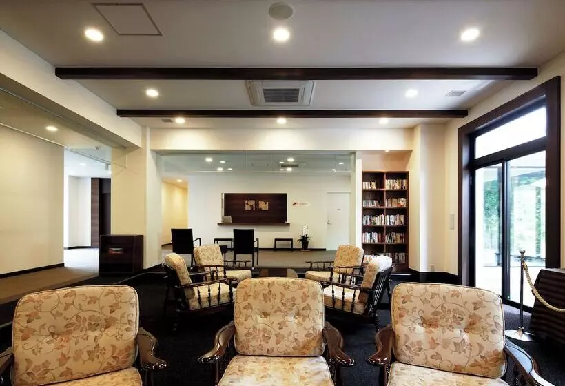 Hotelli Auberge Cosmos