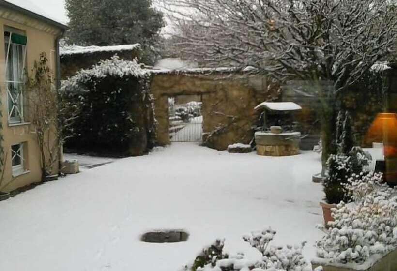 فندق Hôtel Du Commerce