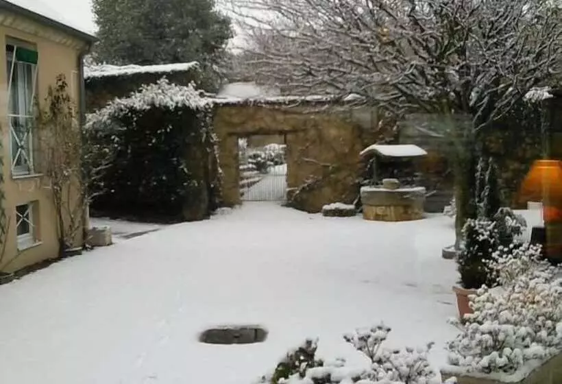 Hotelli Hôtel Du Commerce