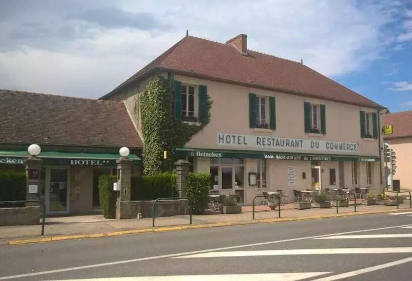 Hotelli Hôtel Du Commerce