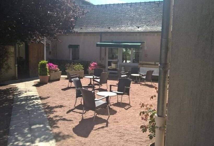 فندق Hôtel Du Commerce