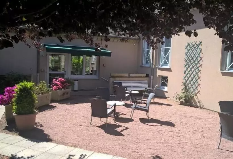 Hotelli Hôtel Du Commerce