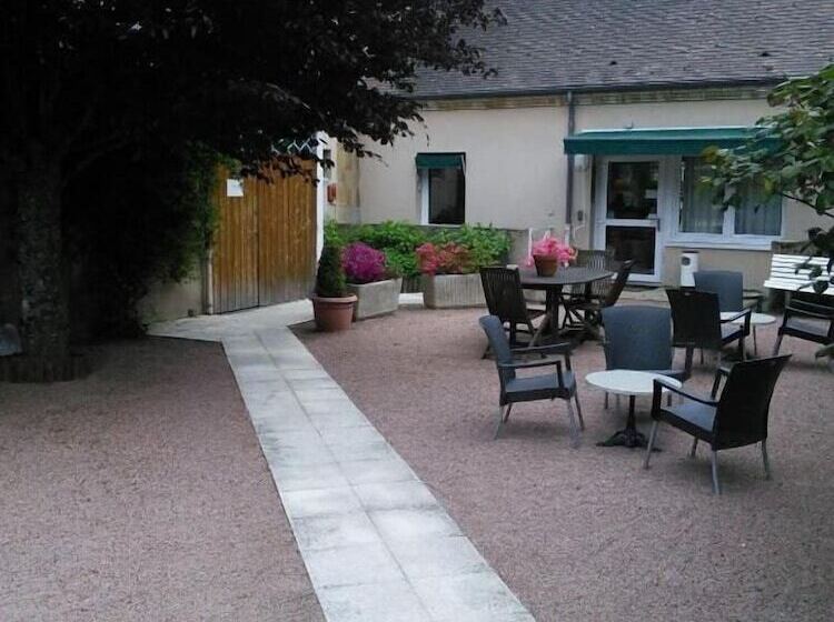 فندق Hôtel Du Commerce