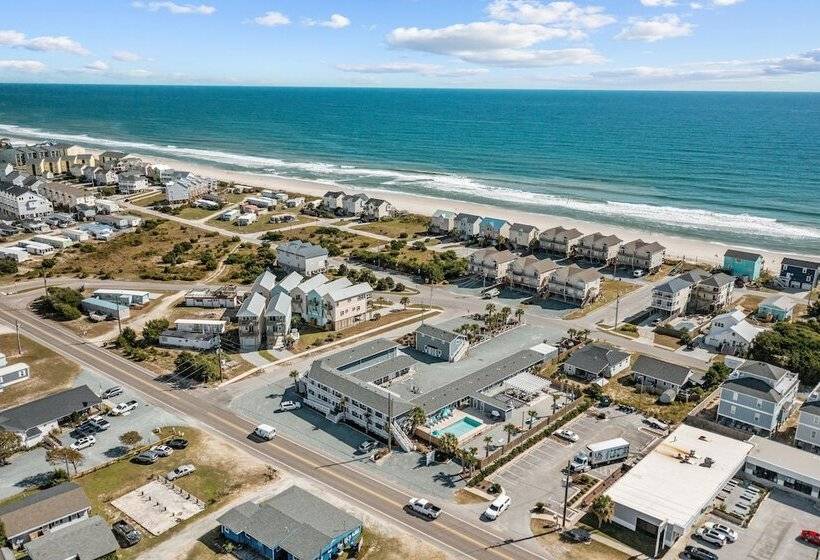 فندق Loggerhead Inn & Suites