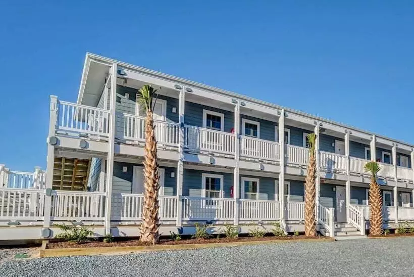 Hotelli Loggerhead Inn & Suites