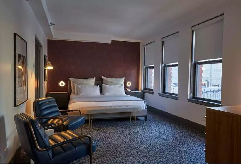 ホテル Magnificent Mile Suites