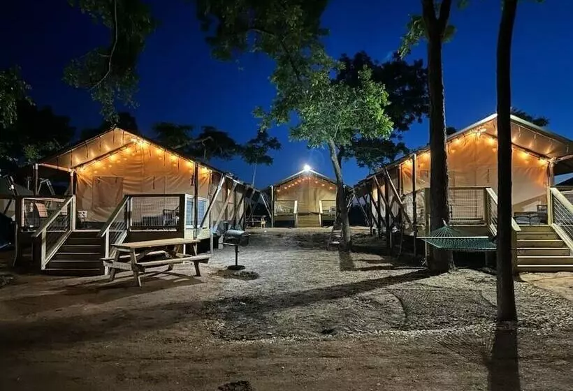 ホテル Sons Rio Cibolo Safari Cabin 1