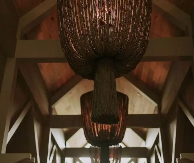 ホテル The Springs